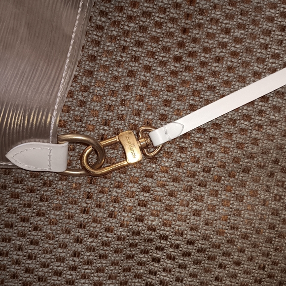 Louis Vuitton rare clear epi pouchete with strap - Picture 4 of 4